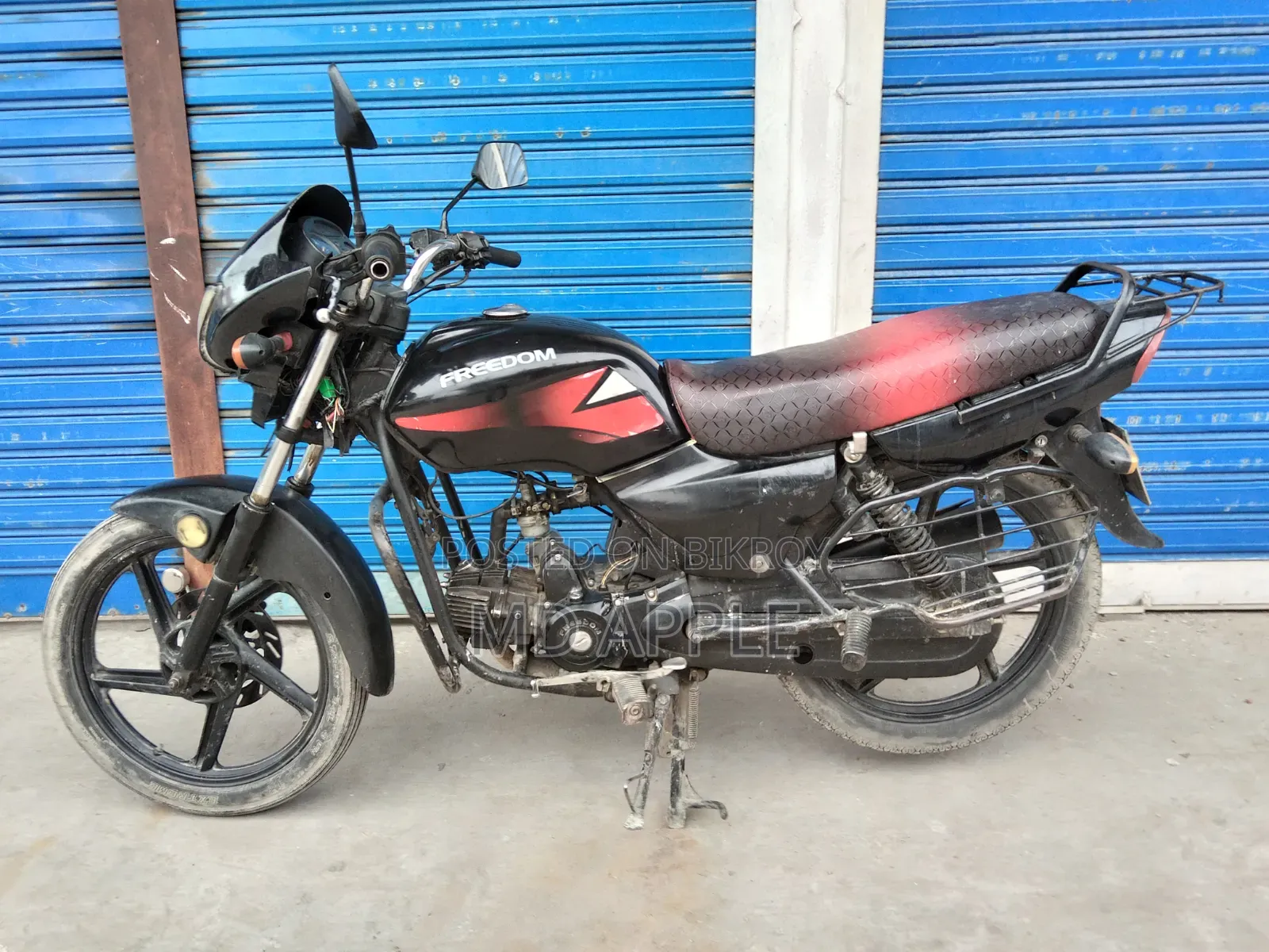 রানার কাইট + ১১০ ২০১৭ ব্ল্যাক