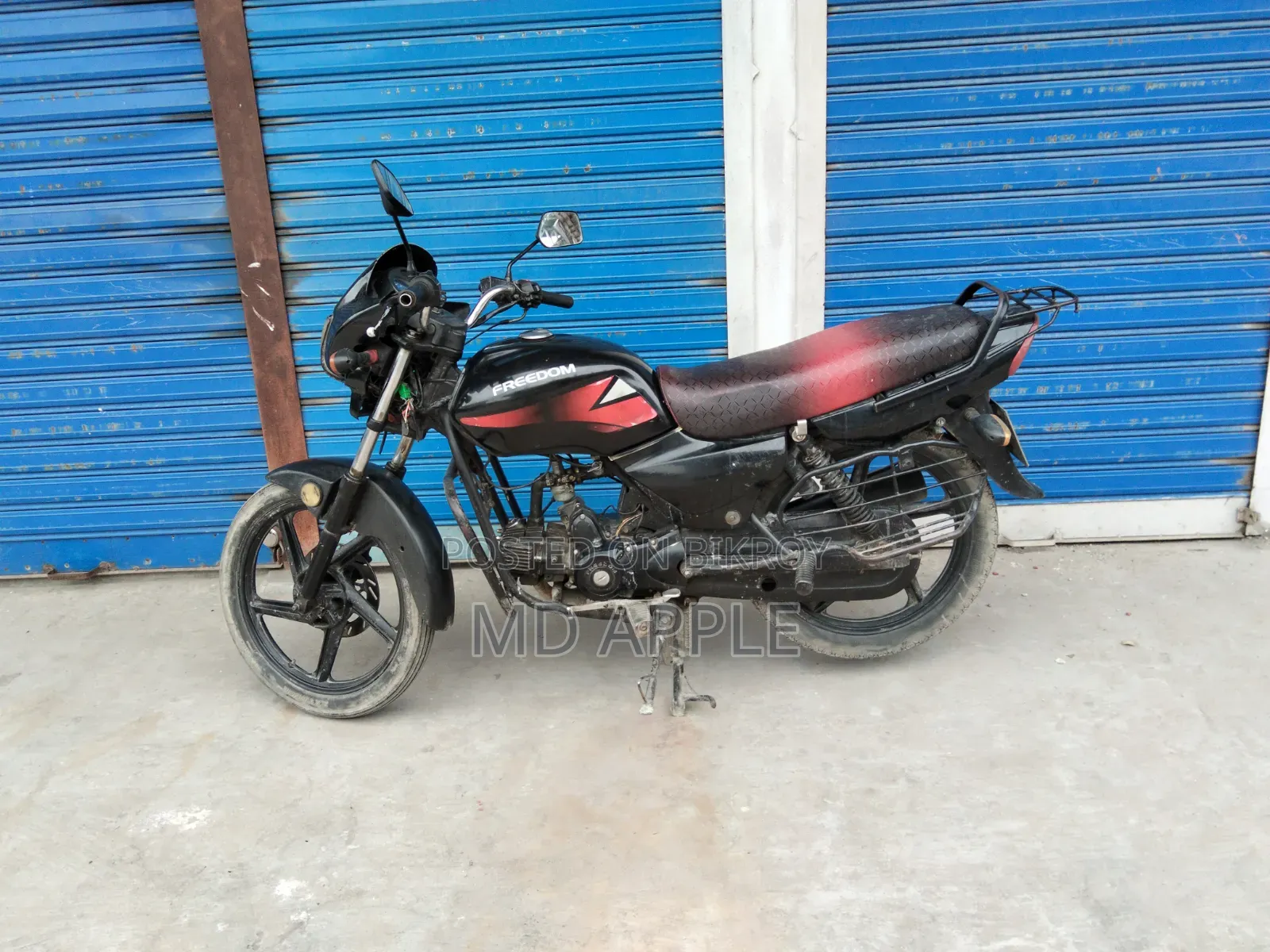 রানার কাইট + ১১০ ২০১৭ ব্ল্যাক