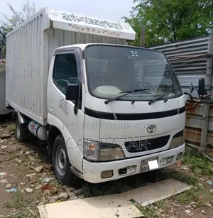 Toyota Dyna Delivery Van 2003 Model 1RZ