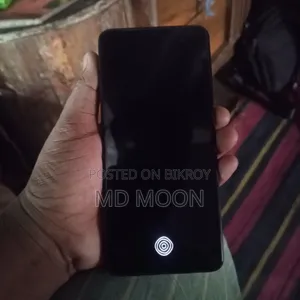 অপ্পো ১২৮ জিবি লাল