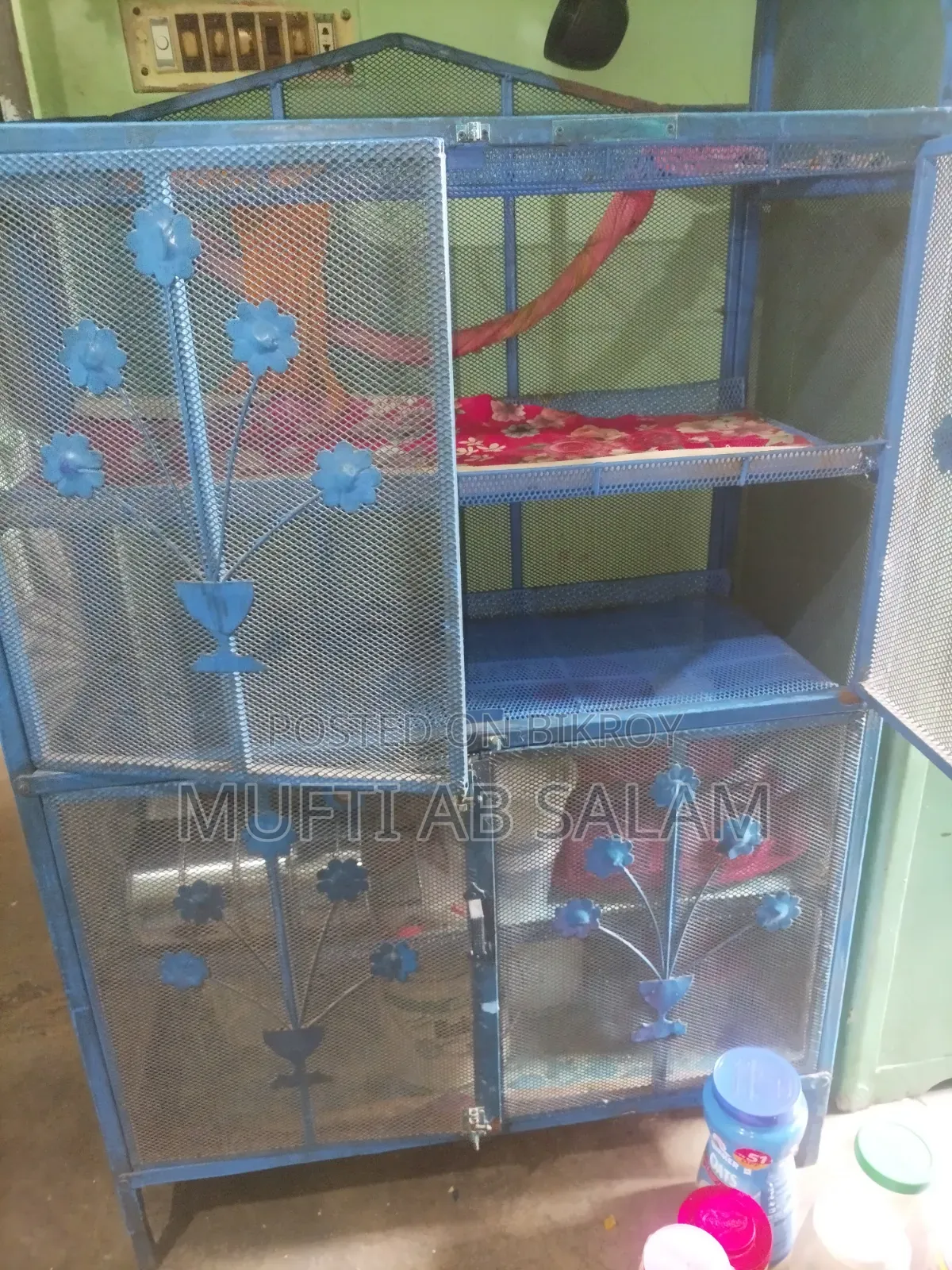 A steel food rack will be sold