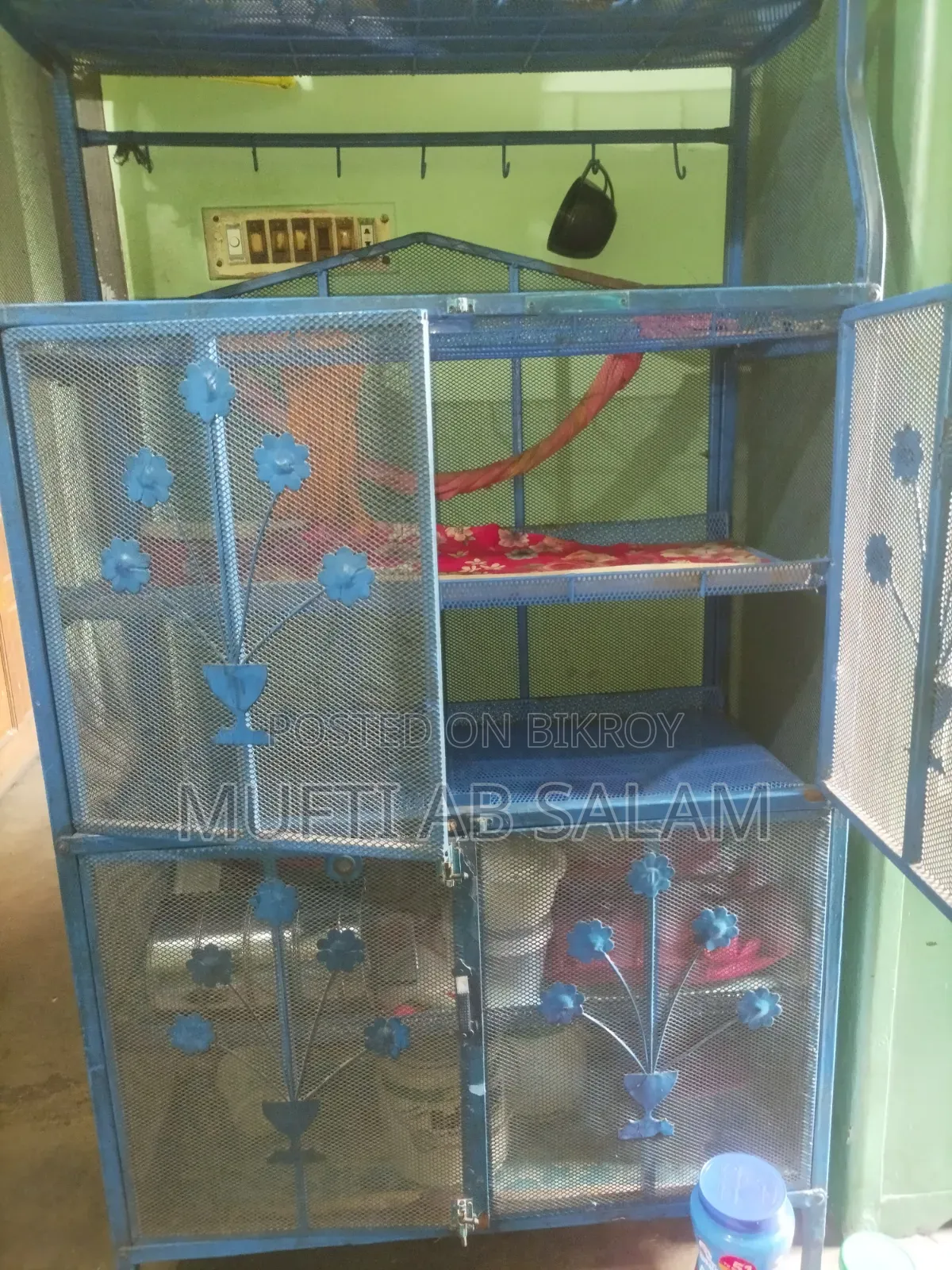 A steel food rack will be sold