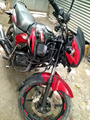টিভিএস স্ট্রাইকার ১২৫ ২০১৮ রেড