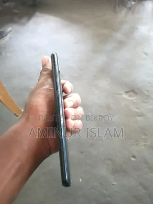 স্যামসাং গ্যালাক্সি এ৩০ ৬৪ জিবি কালো