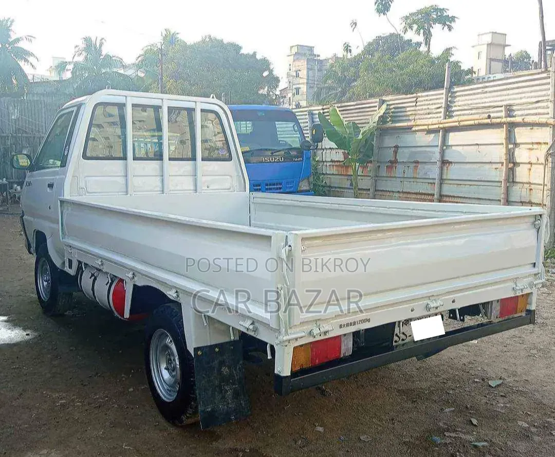 Toyota Km75 Pickup Engine 2003