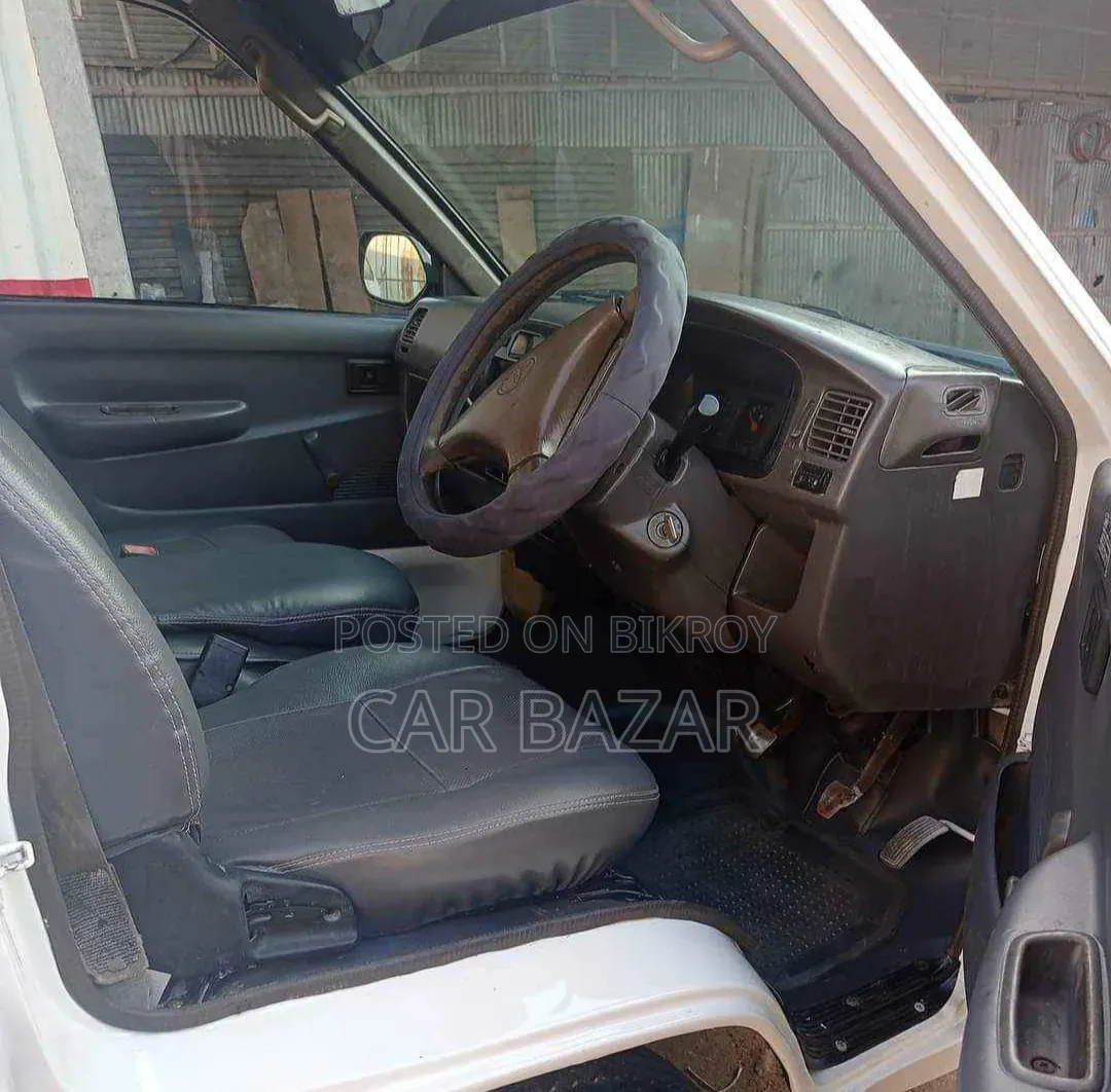 Toyota Km75 Pickup Engine 2003