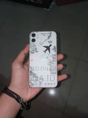 অ্যাপল আইফোন ১১ ৬৪ জিবি হোয়াইট