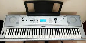 YAMAHA DGX-230 (76 Keys) Digital Piano With Hard-Case (MIDI+Live)