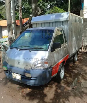 Toyota Km70 Delivery Van 2004 Engine