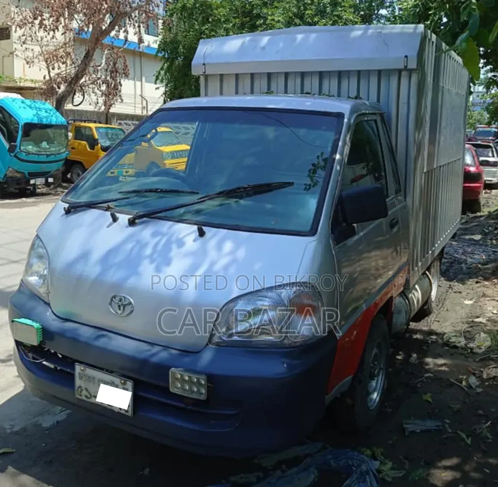 Toyota Km70 Delivery Van 2004 Engine