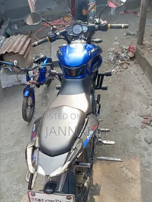 বাজাজ পালসার এনএস ১৬০ ২০১৯ নীল