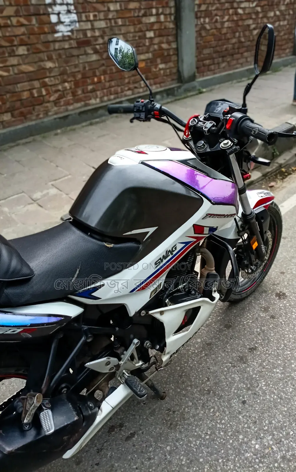 Hero Thriller 160R 2023 White