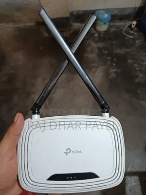 TP-Link WR841N 300Mbps Router
