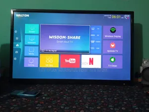 Walton Smart 32"