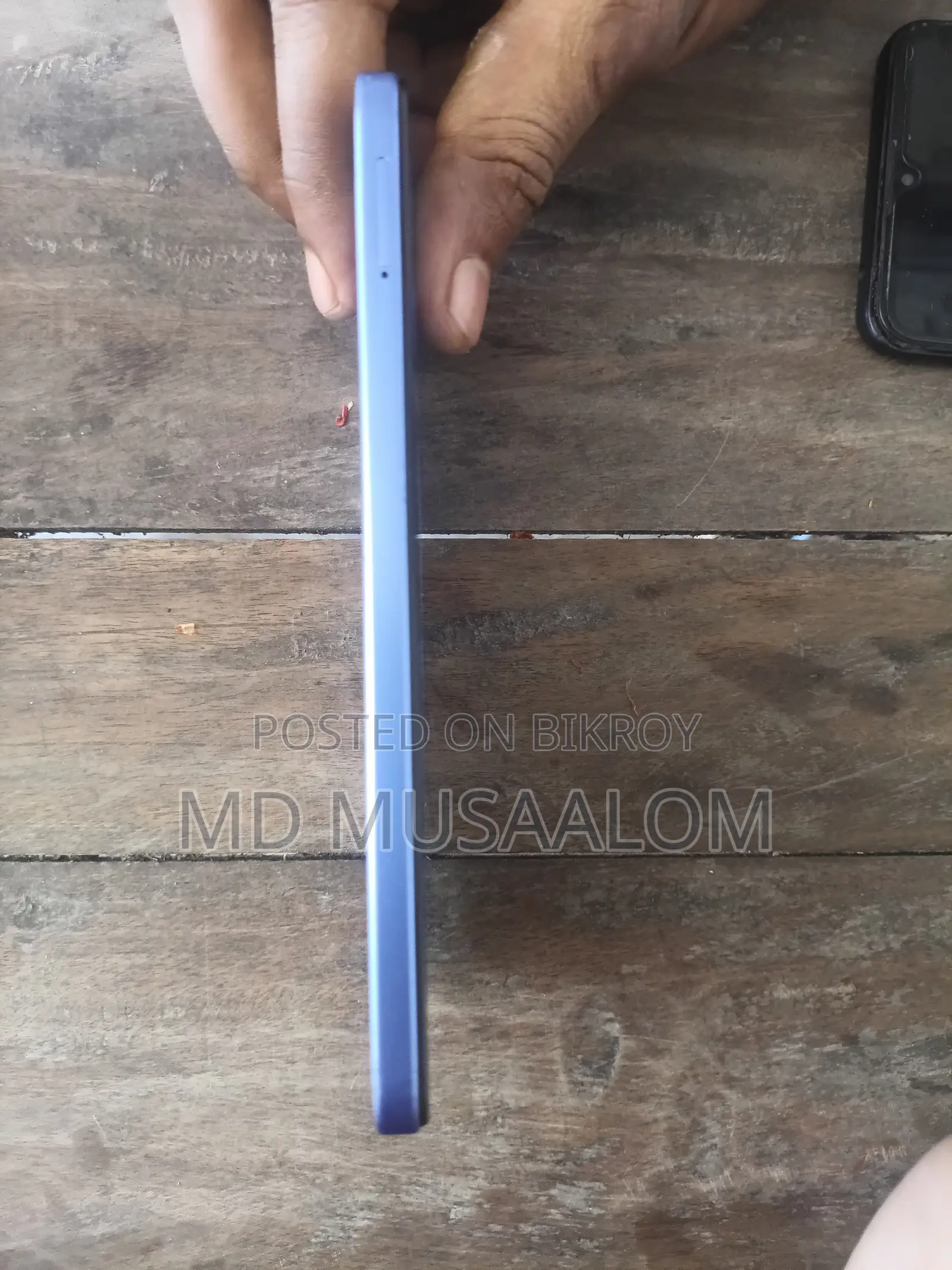 ইনফিনিক্স হট ৬০আই ২৫৬ জিবি ব্লু