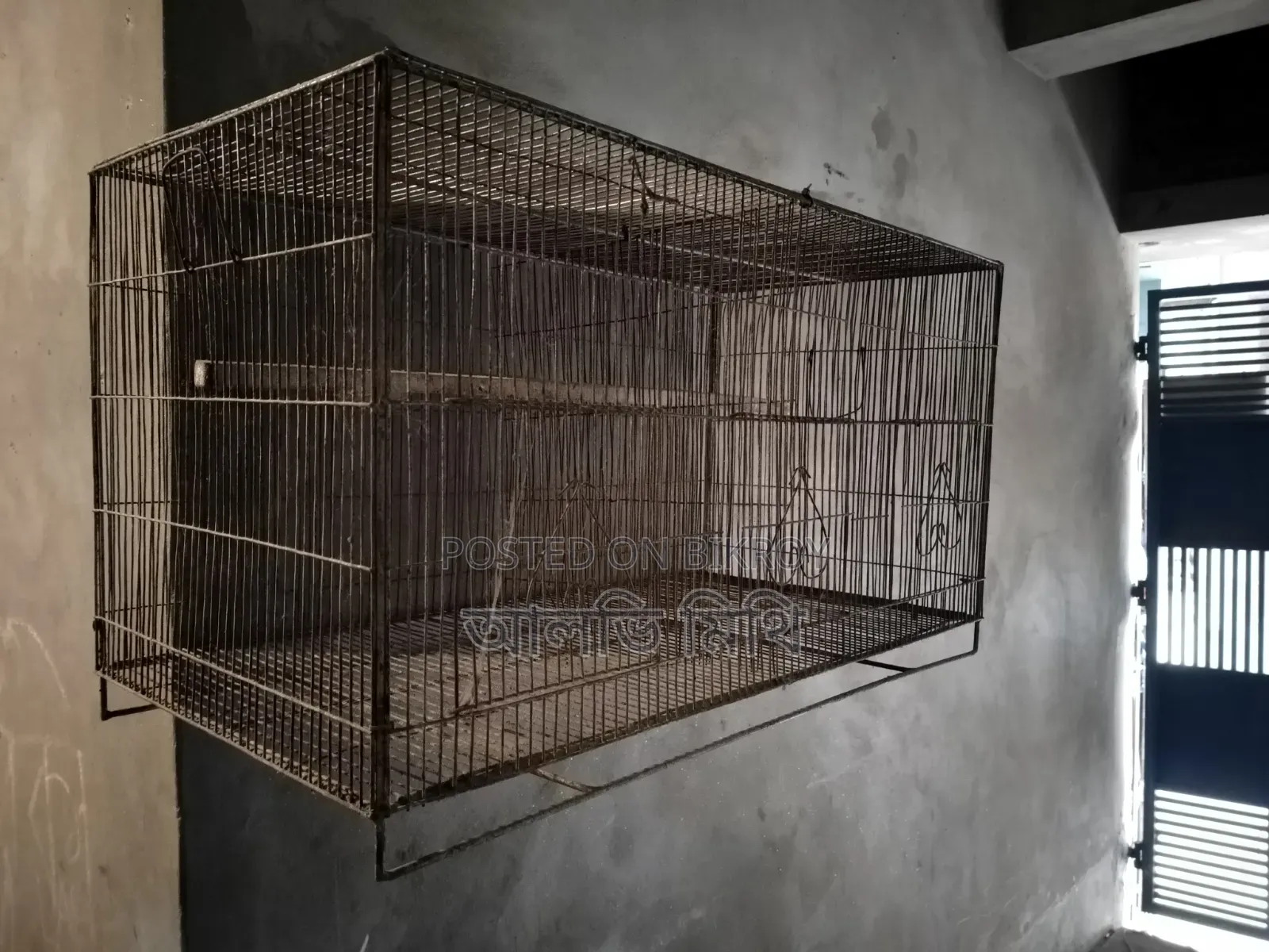একটা ভালো মানের পাখির খাঁচা