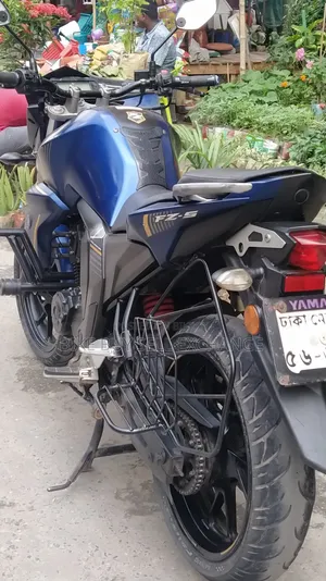 Yamaha FZS V2 2022 Blue