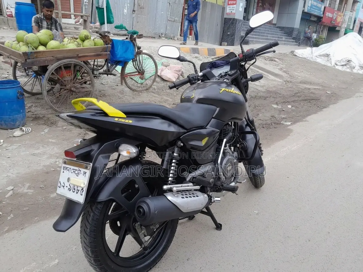 Bajaj Pulsar 150 2021 Black