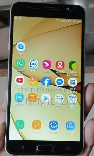 Samsung Galaxy J7 16 GB Black