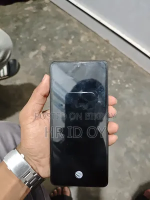 iQOO 256 GB Black