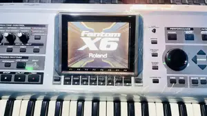 Roland Fantom X6