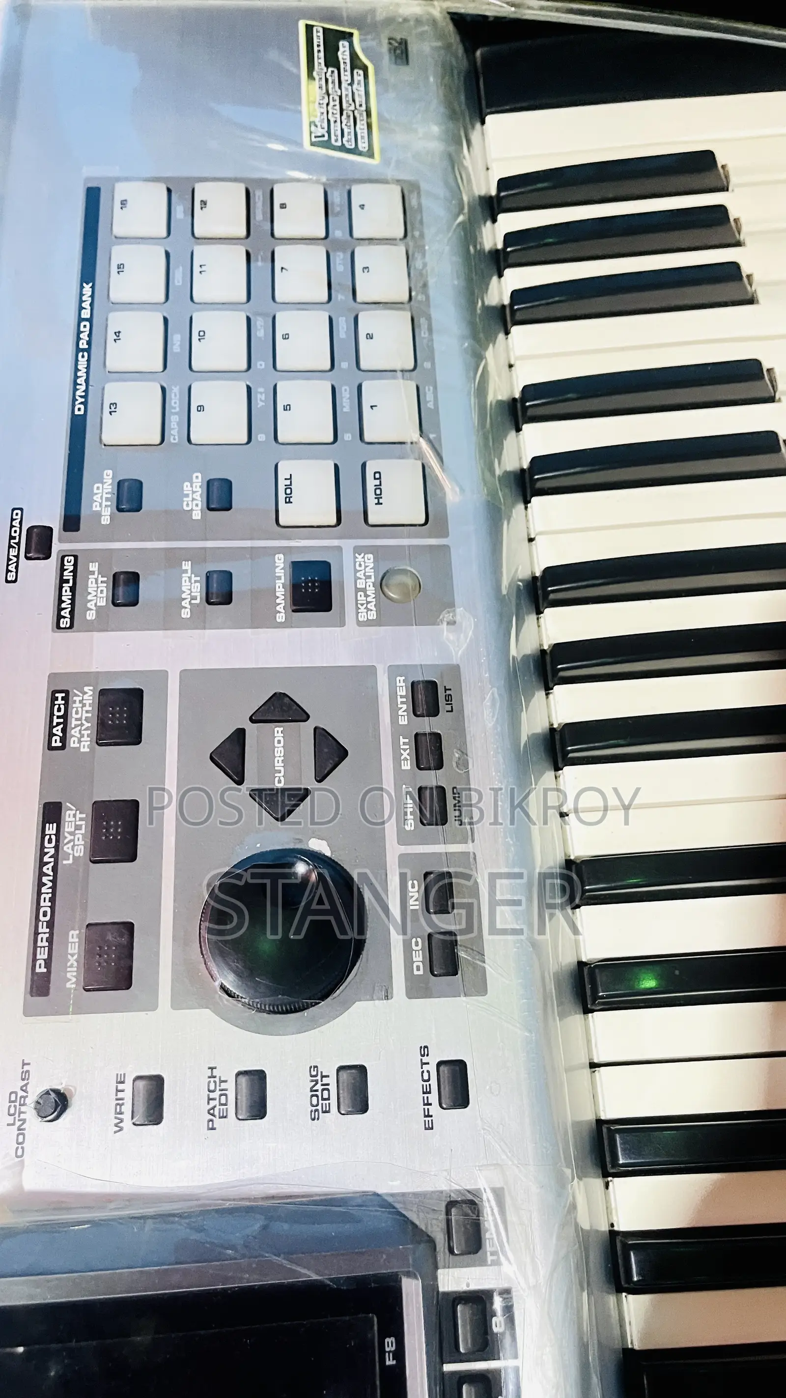 Roland Fantom X6