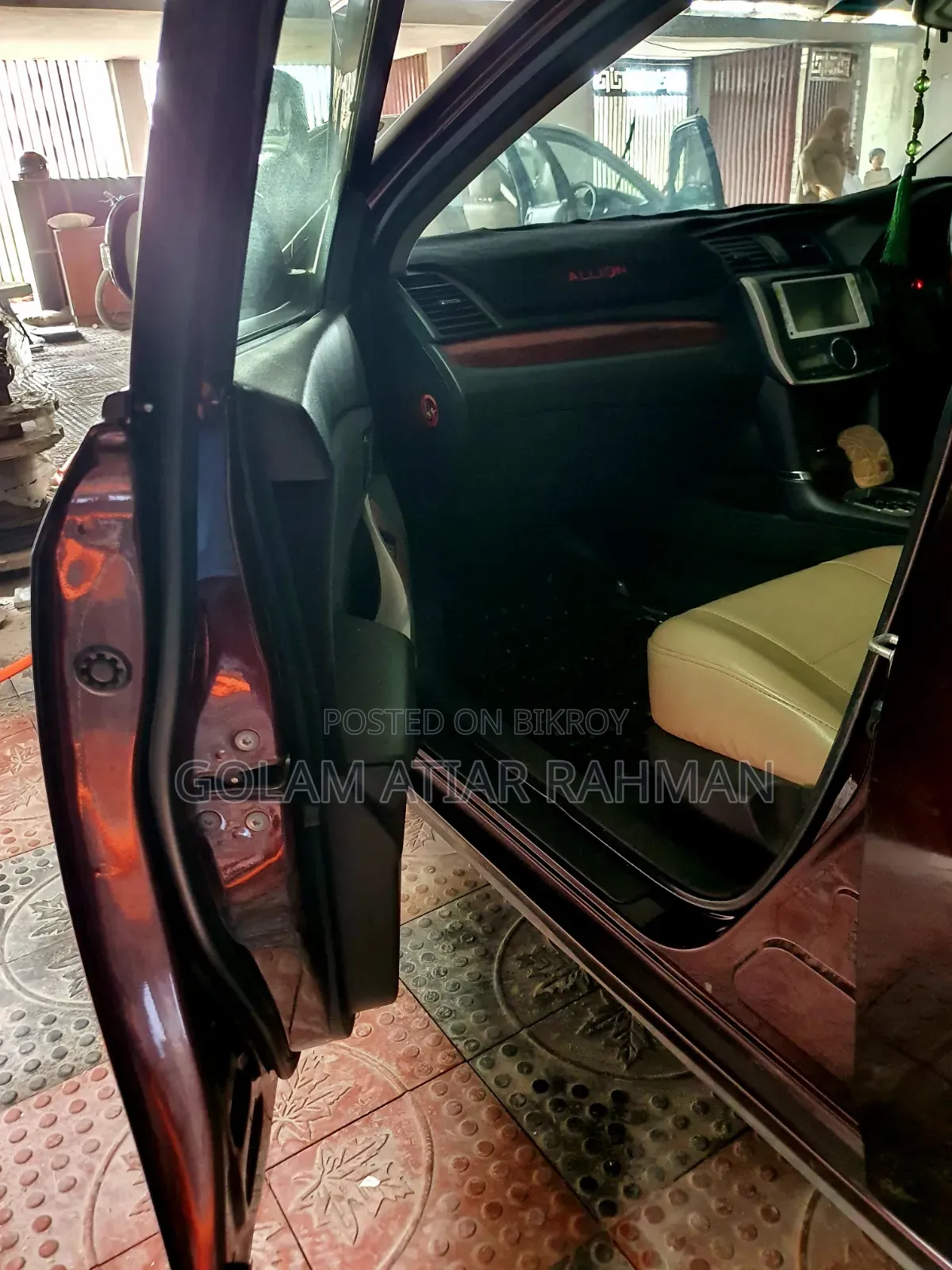 টয়োটা অ্যালিওন ২০১২ মেরুন