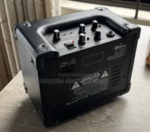 Alphanso Rock 10 Amplifier ( Almost New )
