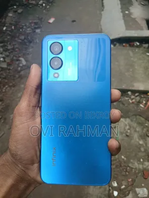 ইনফিনিক্স নোট ১২ ১২৮ জিবি ব্লু