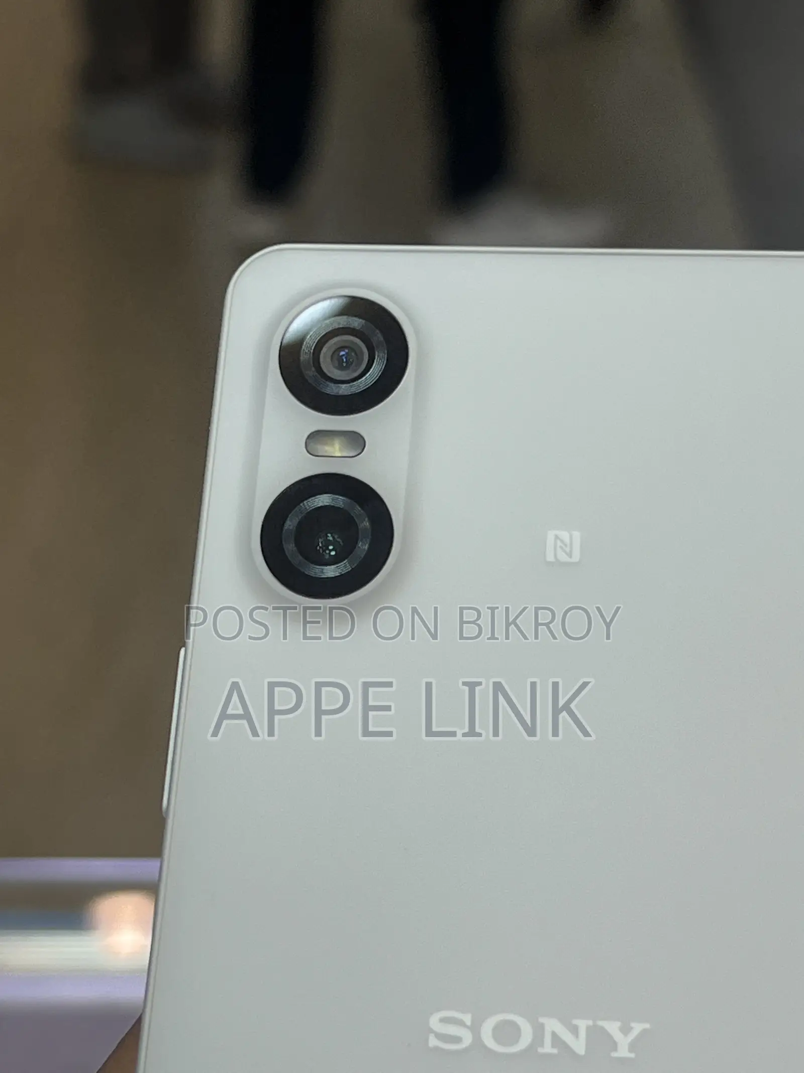 Sony 128 GB White