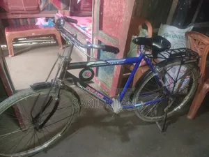 একটি নতুন বাইসাইকেল বিক্রি হবে