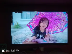 ৩২ ইঞ্চি এলইডি স্মার্ট টিভি