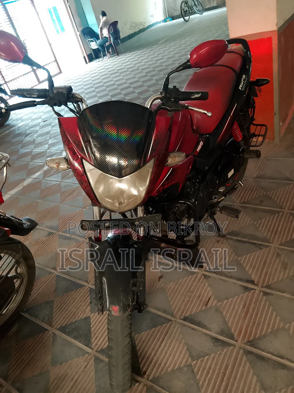Hero Glamour 2018 Red
