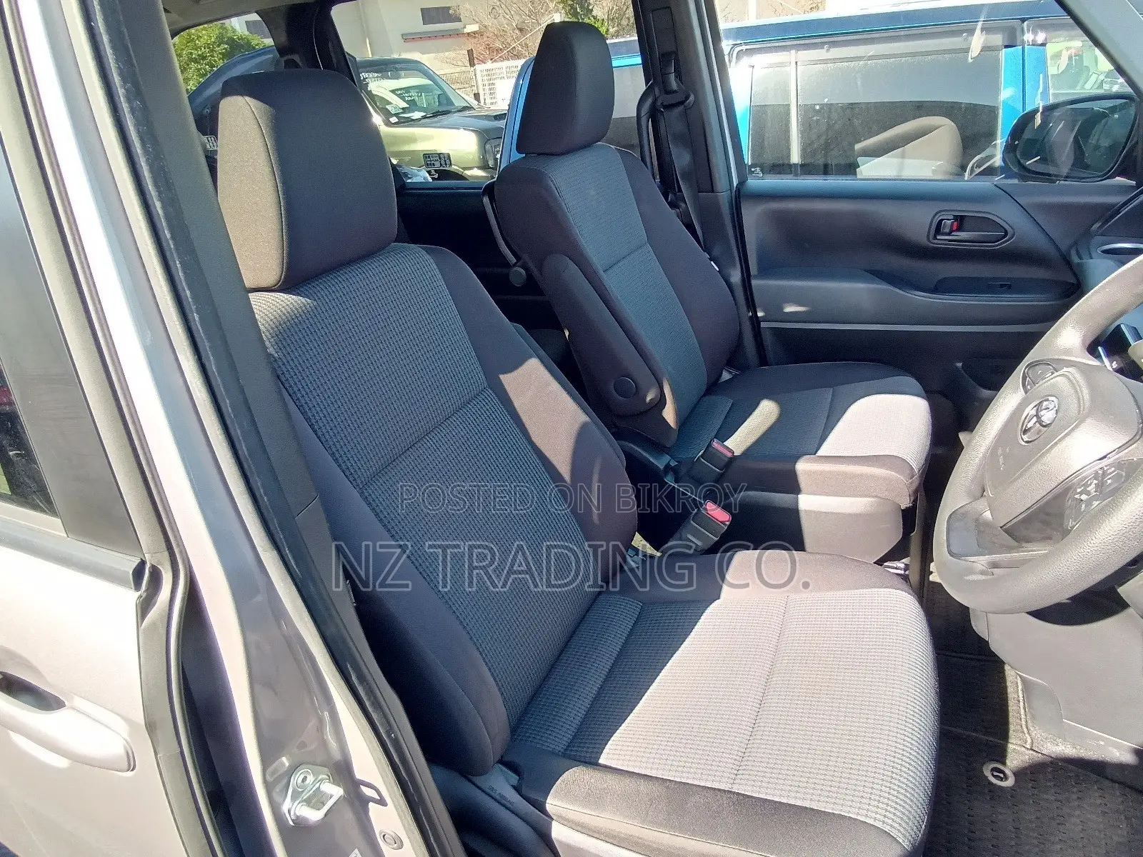 Toyota Noah 2022 Brown