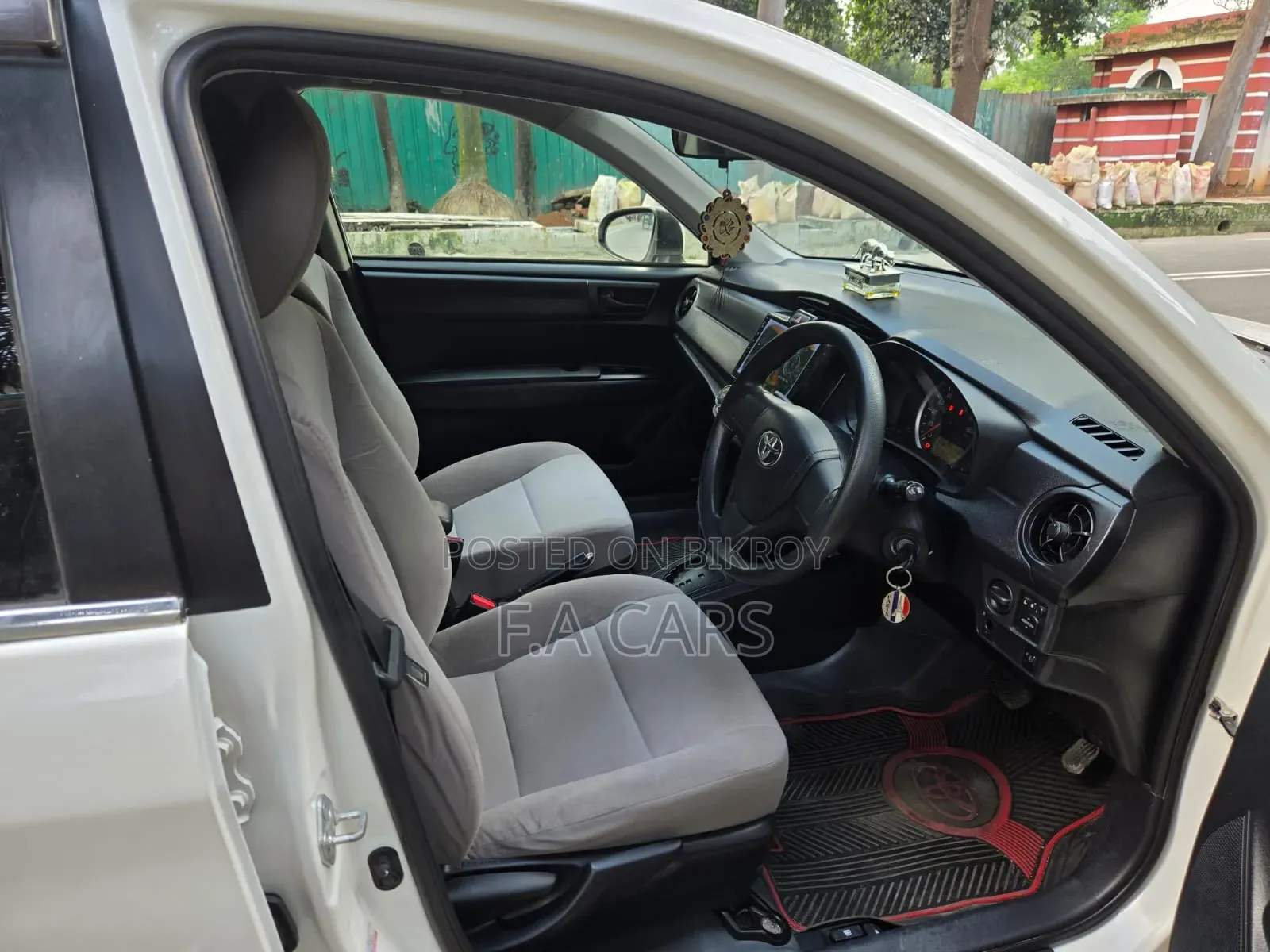 Toyota Axio 1.5 X 2WD 2015 Pearl