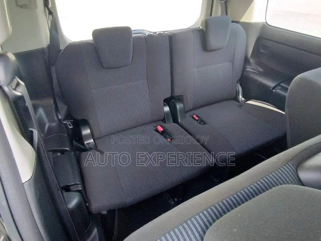 Toyota Noah 2.0 Four-Wheel Drive (8 Seater) 2021 Black