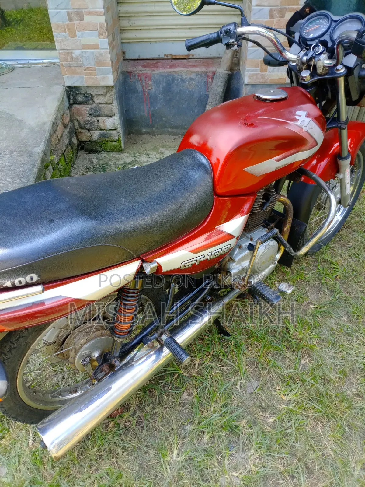বাজাজ সিটি ১০০ ২০১৫ রেড