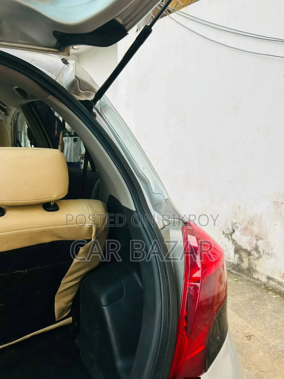 Toyota Vitz 1.0 FWD 5dr 2008 Silver