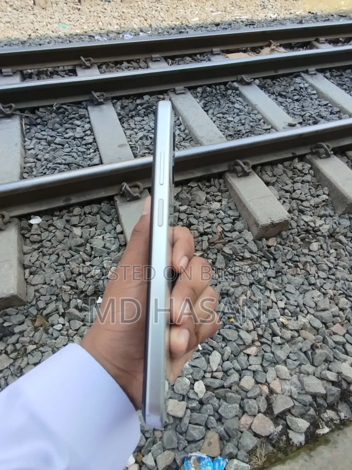 Walton ORBIT Y72 64 GB