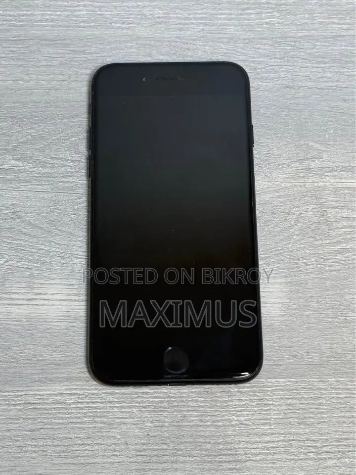 Apple iPhone 7 Plus 32 GB Black