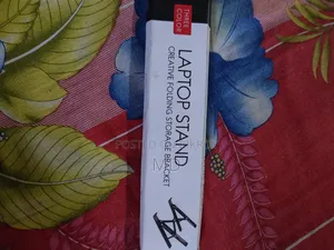 ল্যাপটপ স্ট্যান্ড