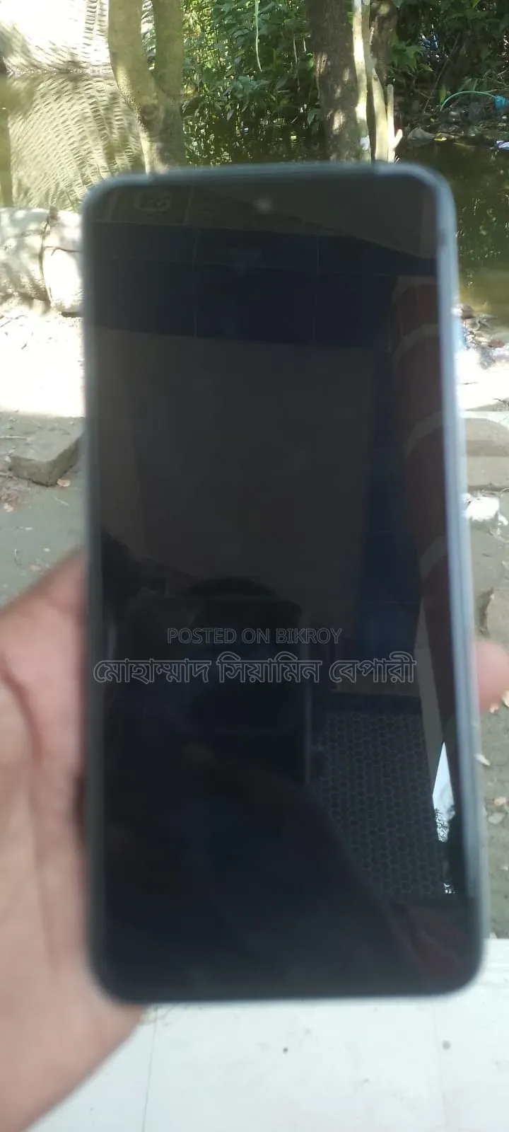 New Helio 128 GB Silver