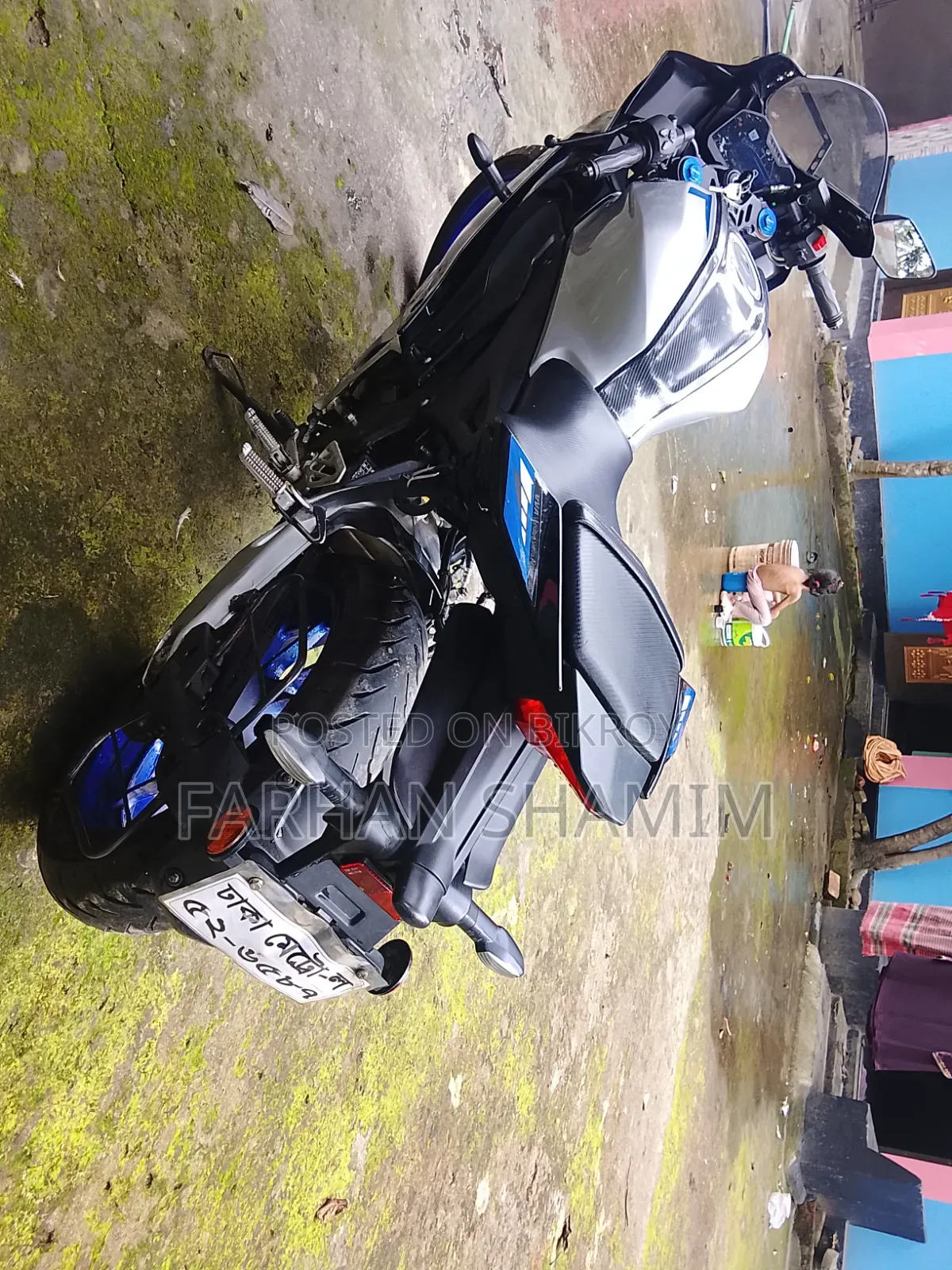 ইয়ামাহা আর১৫ ভি৩ ২০২৫ হোয়াইট