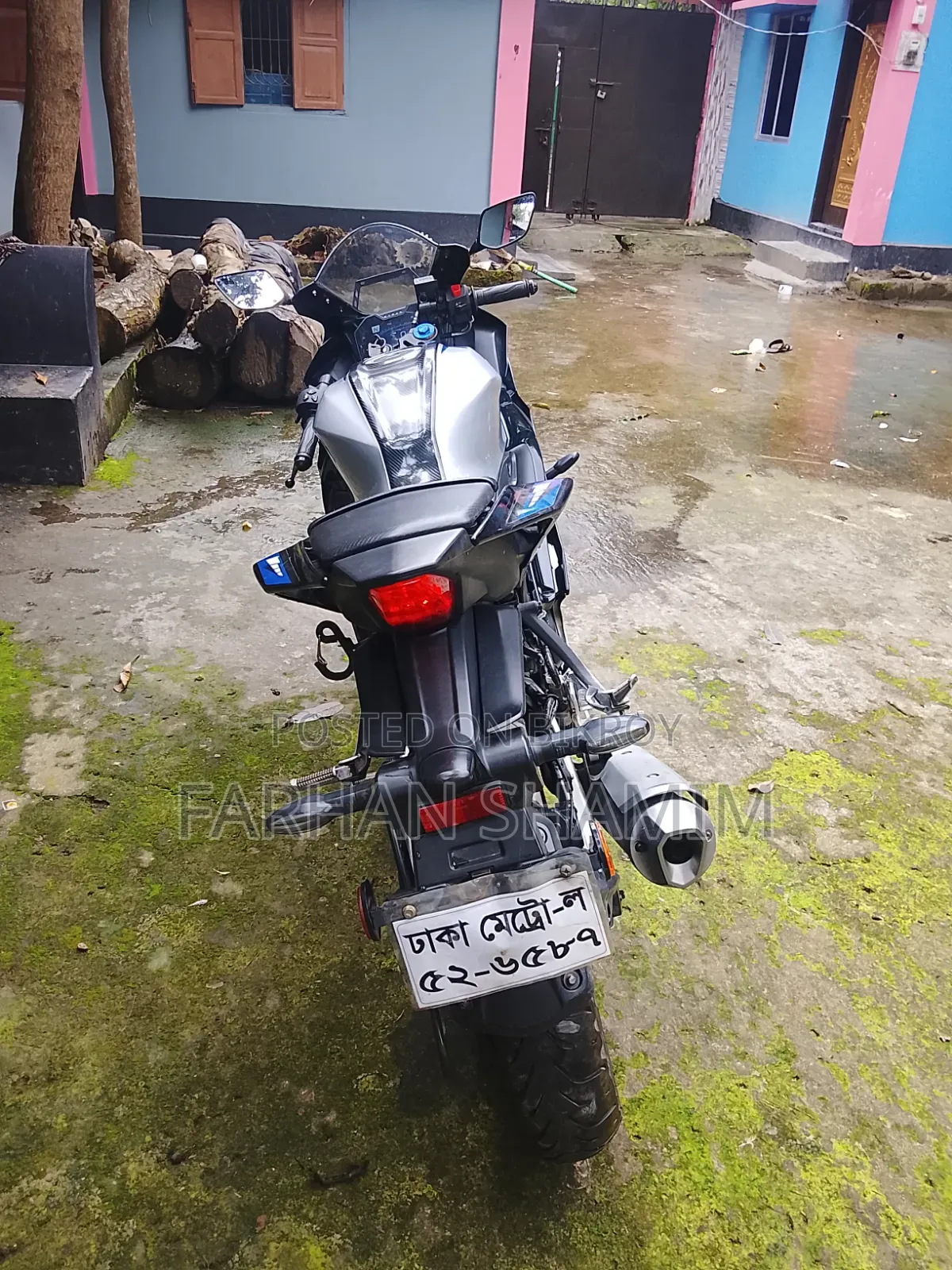 ইয়ামাহা আর১৫ ভি৩ ২০২৫ হোয়াইট