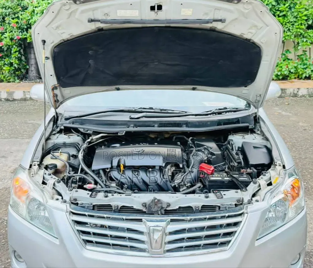 Toyota Premio 1.5 Two-Wheel Drive 2012 Silver