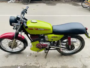 Yamaha R1 1996 Yellow