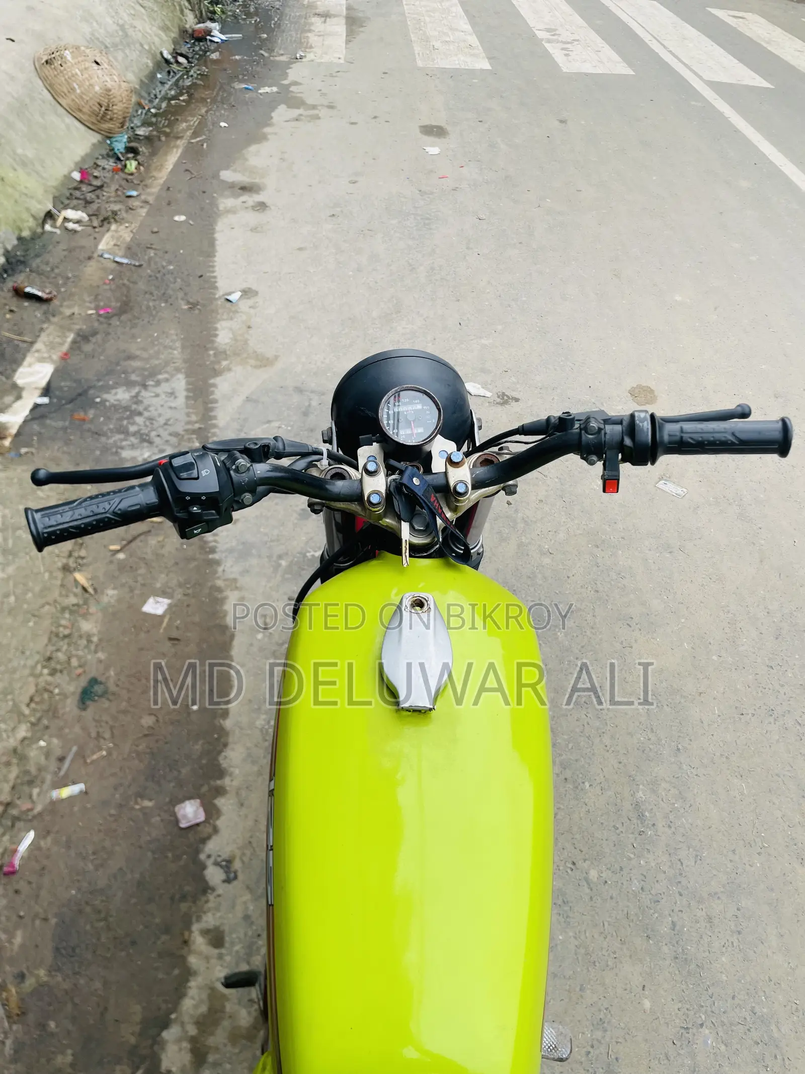 Yamaha R1 1996 Yellow