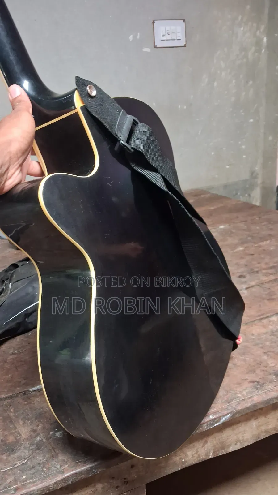 An A Guitar Sell Post