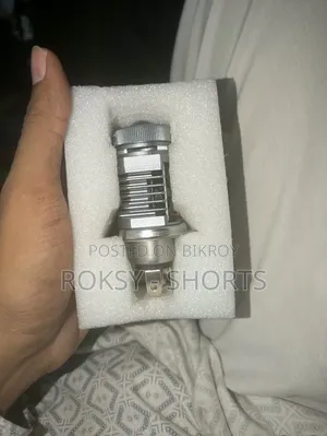 লেড হেডলাইট বাল্ব মডেল: এফএনএম লেড এম৮ এইচ৪/এইচএস১
