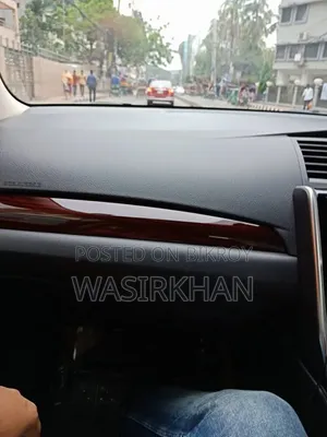 নতুন টয়োটা প্রিমিও ২০১৬ কালো